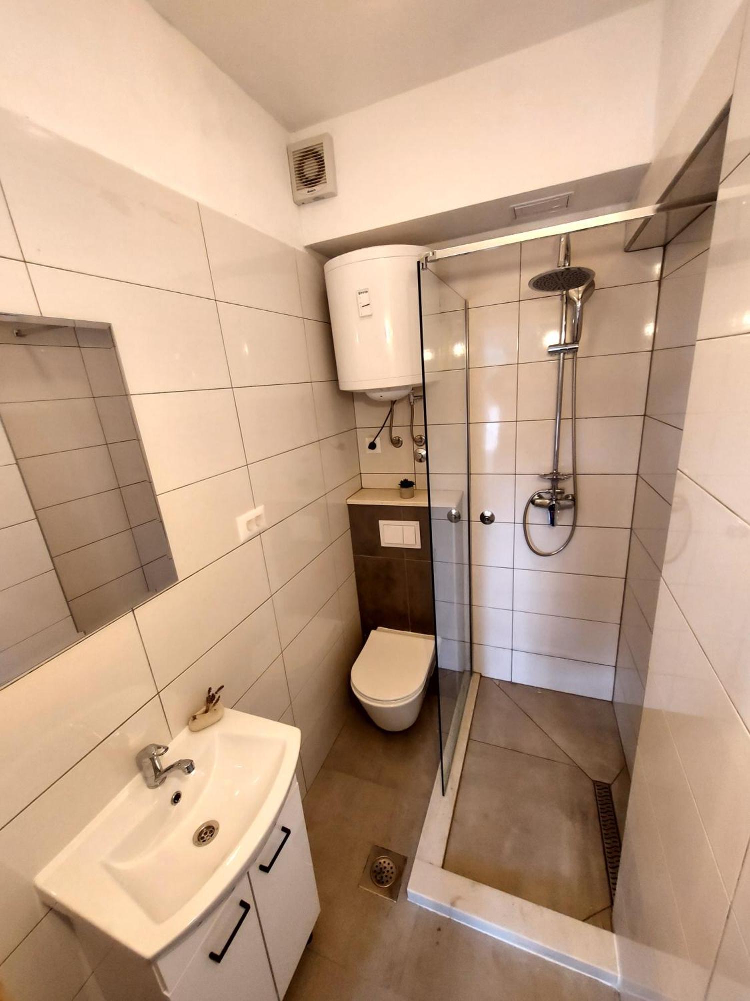 Apartment "Duma" โตรกีร์ ภายนอก รูปภาพ